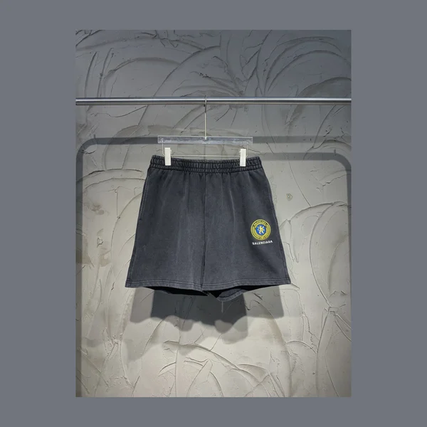 발렌시아가 로고 쇼츠